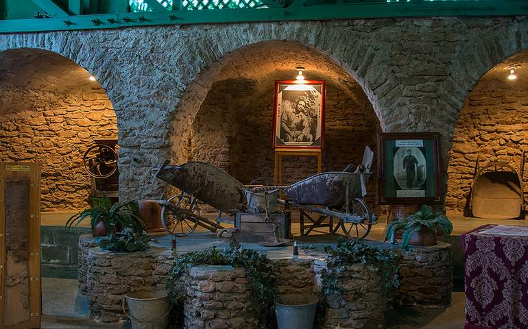 Forestiere Underground Gardens