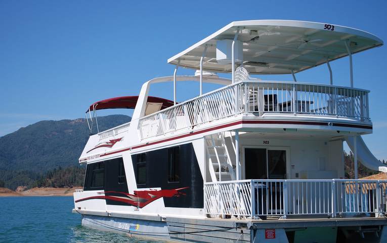 House Boat Rentals