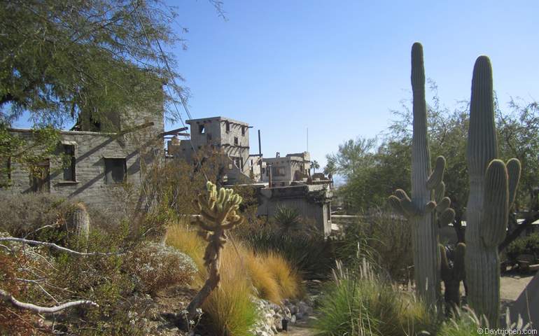 Cabot’s Pueblo Museum