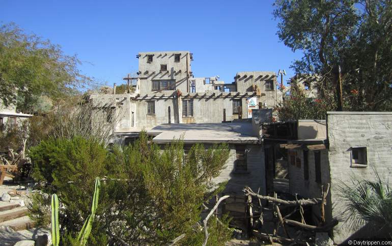 Cabot's Pueblo Museum