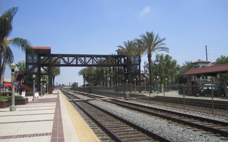 Fullerton Amtrak Station