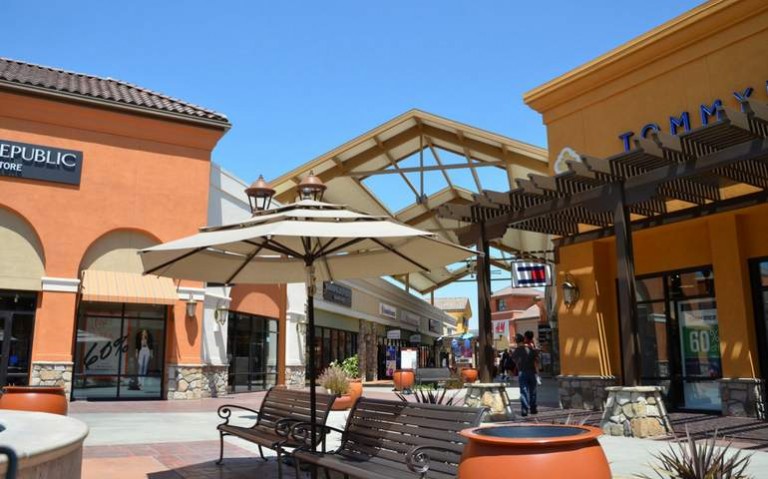 Day Trip to the Outlets at Tejon Ranch Deals - Discounts