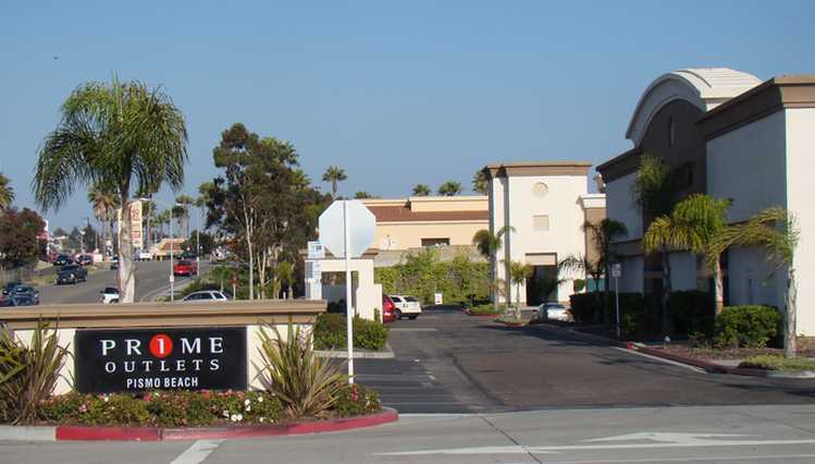 Pismo Beach Outlet Mall California Central Coast Shopping