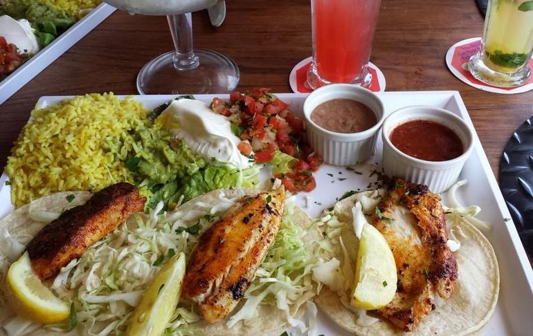 Paradise Beach Cafe Fish Tacos
