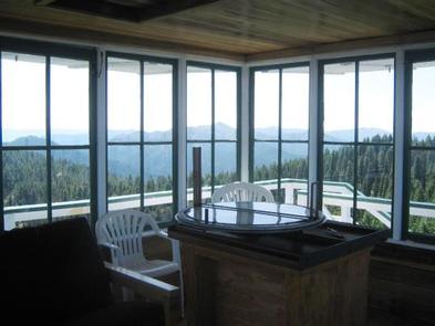 Bear Basin Lookout and Cabin
