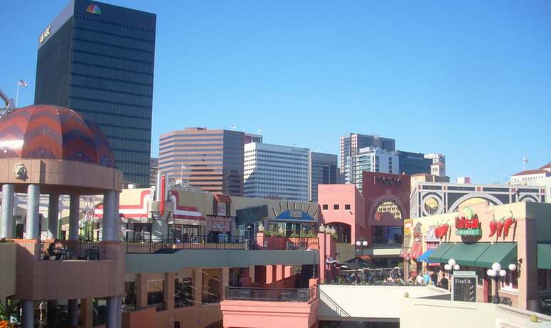 gap horton plaza