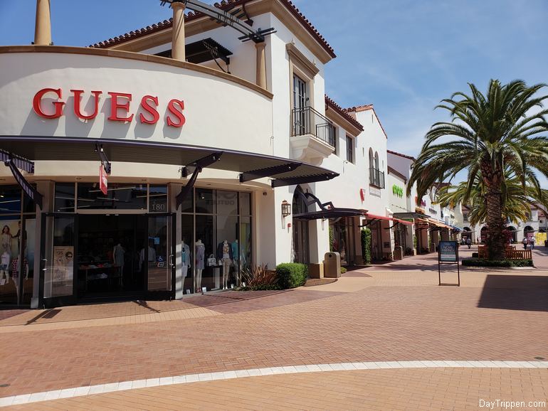 Outlets At San Clemente Enjoy Ocean View Shopping