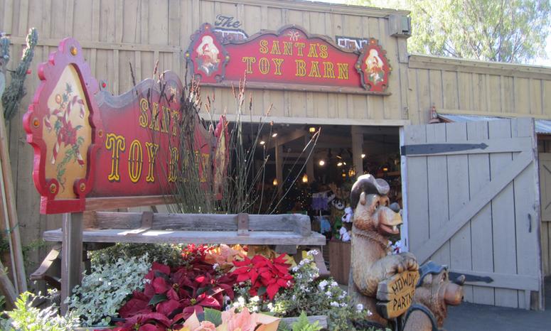 Knott's Berry Farm Christmas Craft Fair