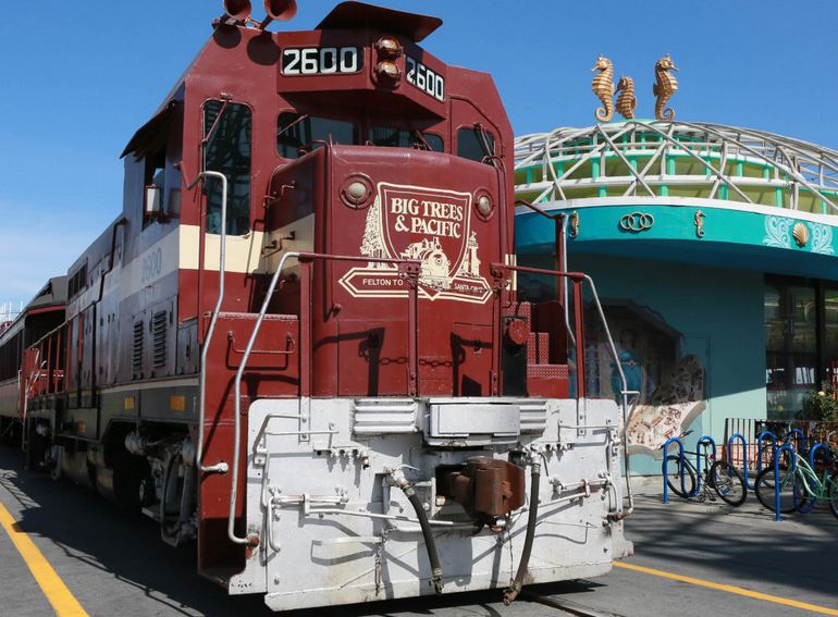 Santa Cruz Beach Train