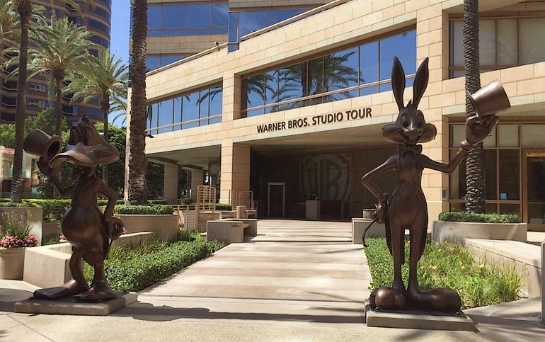 What are The Best Studio Tours in Los Angeles & Hollywood