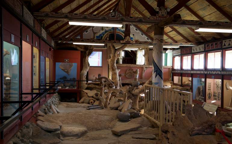 Antelope Valley Indian Museum