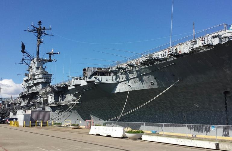 Museo del USS Hornet Estación Naval de Alameda