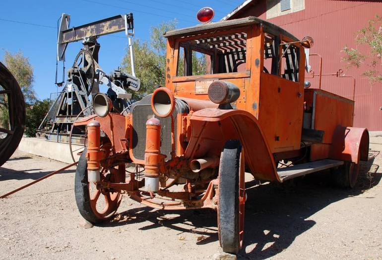 West Kern Oil Museum