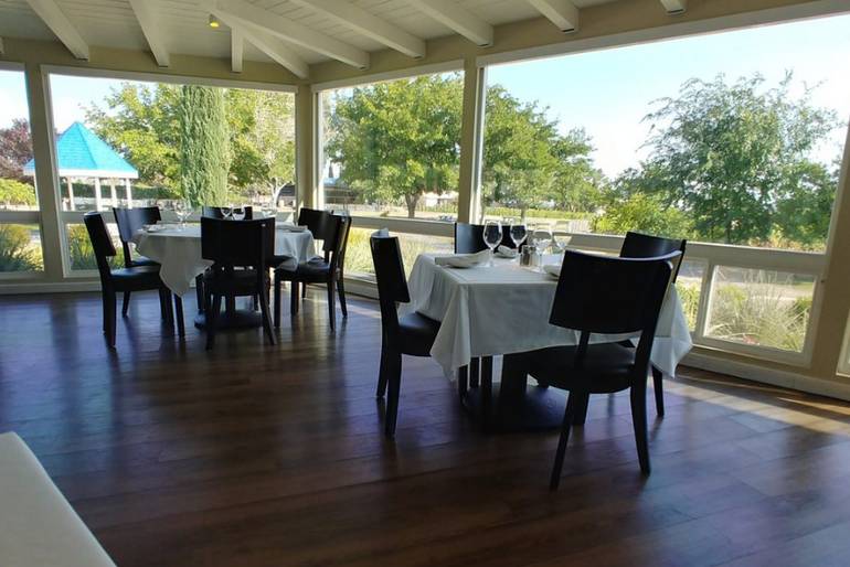 Pahrump Valley Winery Symphony's Restaurant