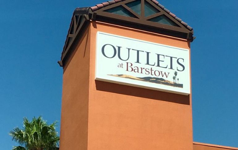 Outlets at Barstow Between Los Angles and Las Vegas