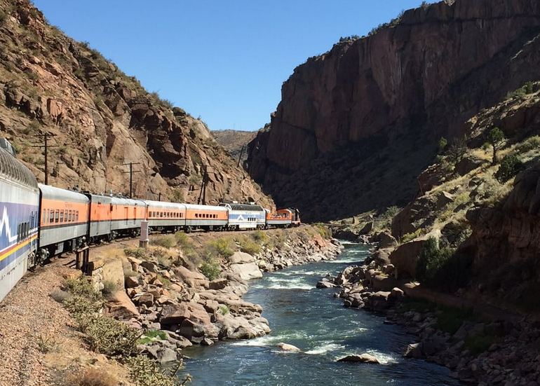 royal-gorge-route-railroad-colorado-day-trip-adventure