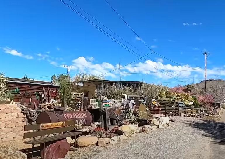 Chloride, Arizona: A friendly 'living ghost town